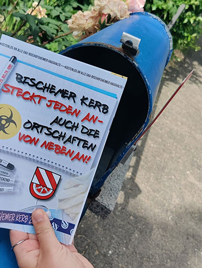 Briefkasten mit Kerbezeitung